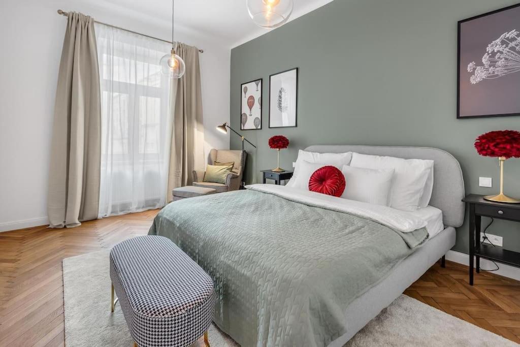 Stylovy Apartman V Centre Mesta Братислава Экстерьер фото