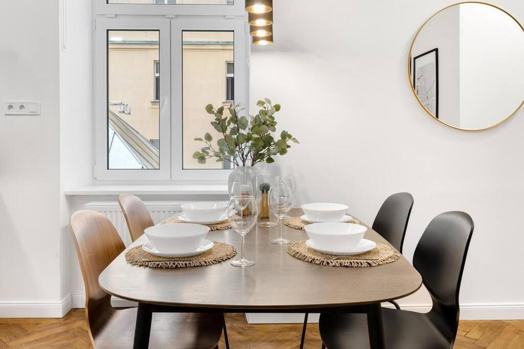 Stylovy Apartman V Centre Mesta Братислава Экстерьер фото